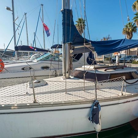 Pequeno Velero En Port Forum Ideal Para Backpackers Sant Adria de Besos Exterior foto